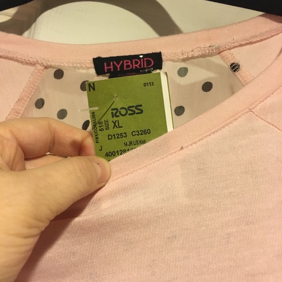 Top Sleeve Short/long top-new with tags - Picture 3 of 4